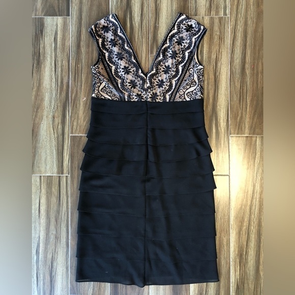 Jessica Howard Evenings Black Lace V-neck Shutter Pleat Cocktail Dress, 10 - Picture 6 of 11